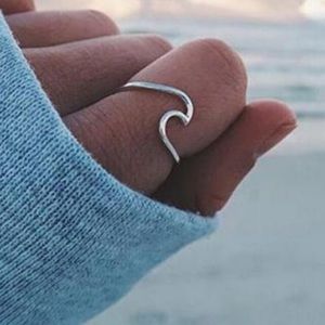 Wave ring